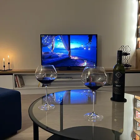 Luxury Place With Stunning Views דירה ברטיסלאבה